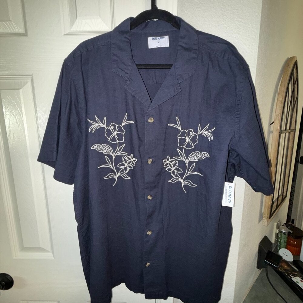 Men's Old Navy XL Shirt